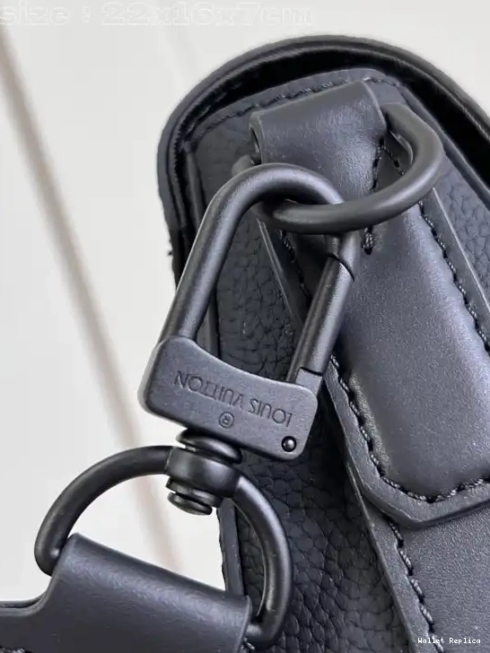 Cheap Messenger VUITTON Takeoff LOUIS PM-22*16.5*7CM 0623